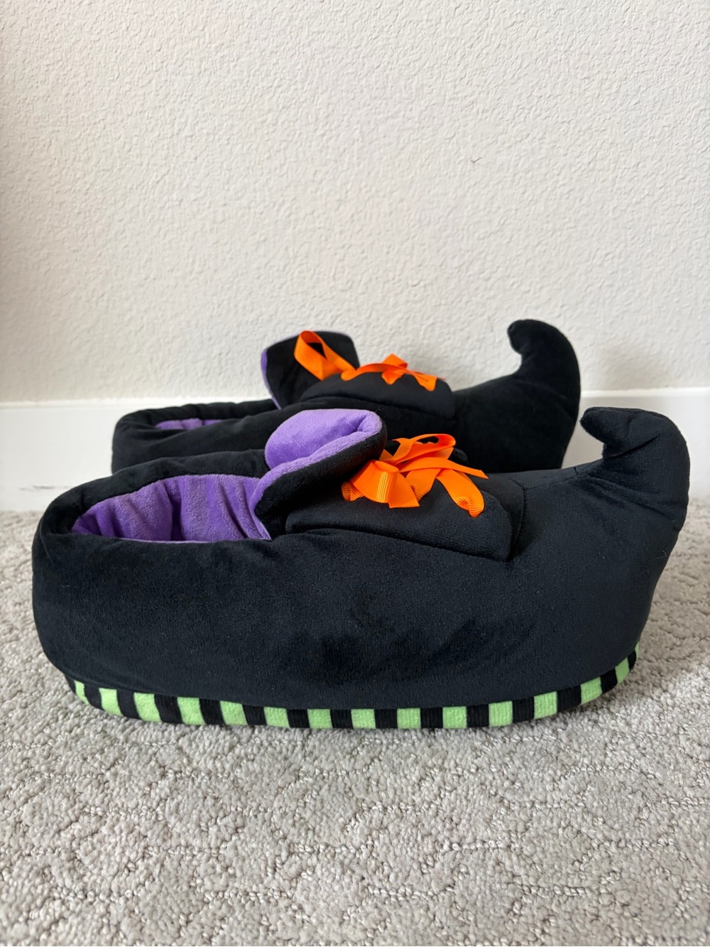 Way to Celebrate Kids Halloween Unisex Slipper adults size L